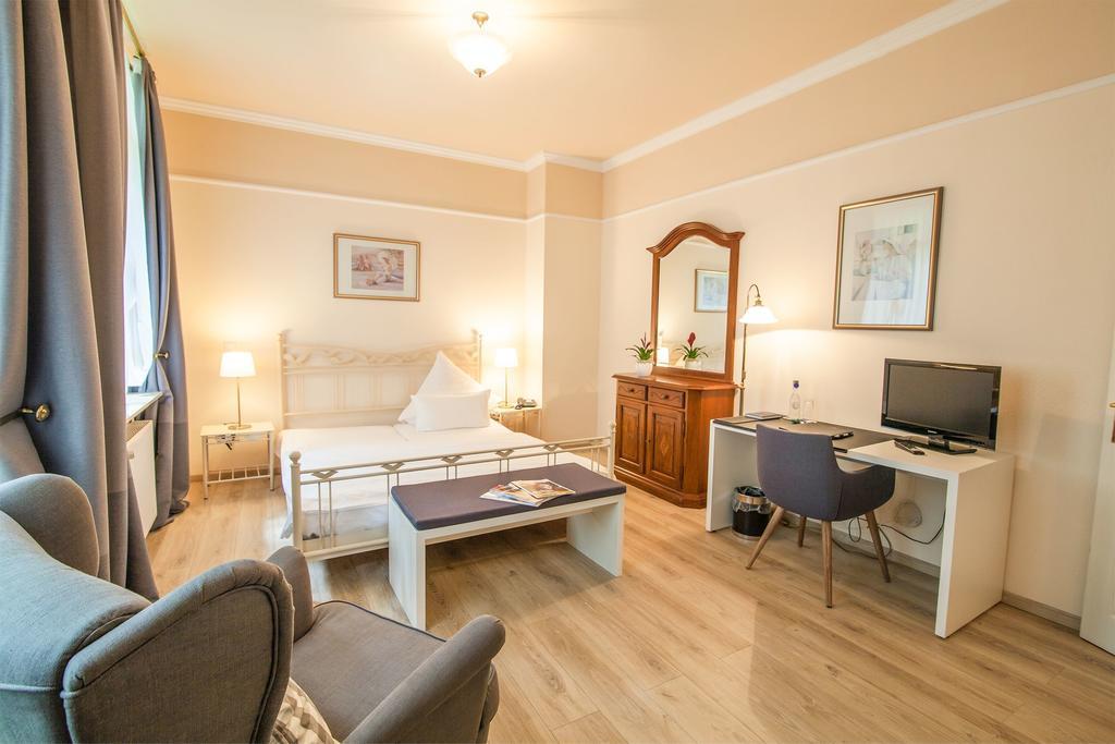 Hofgut Dippelshof Hotel- Und Restaurant Kg Mühltal Zewnętrze zdjęcie